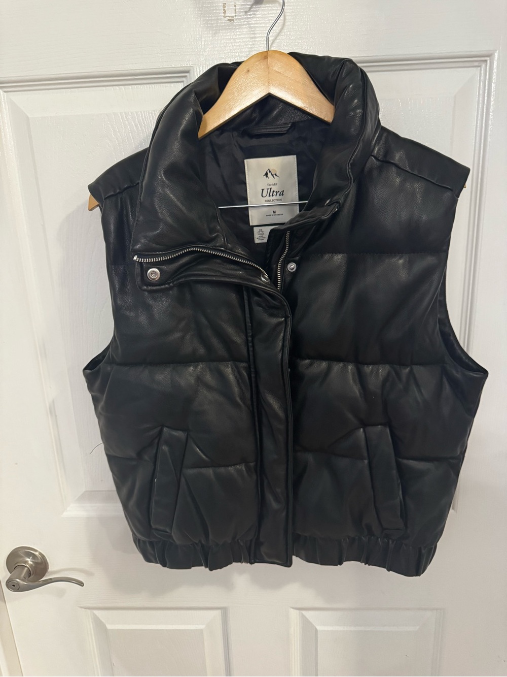 Abercrombie & Fitch Black Puffer Leather-Look Vest, Vegan Leather